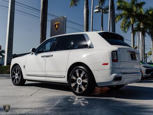 2023 Rolls-Royce Cullinan 