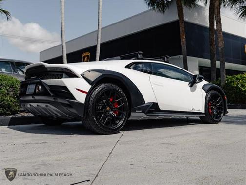 2023 Lamborghini Huracan Sterrato