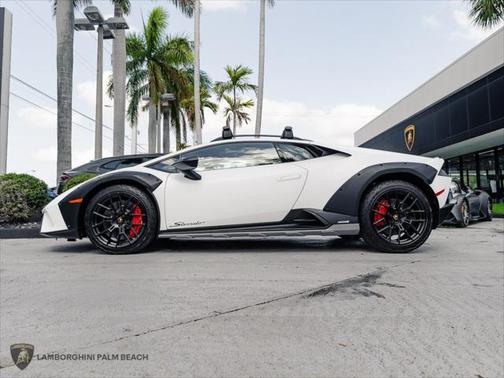 2023 Lamborghini Huracan Sterrato