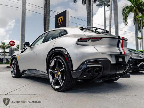 2024 Ferrari Purosangue