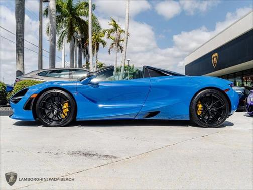 2020 McLaren 720S Base