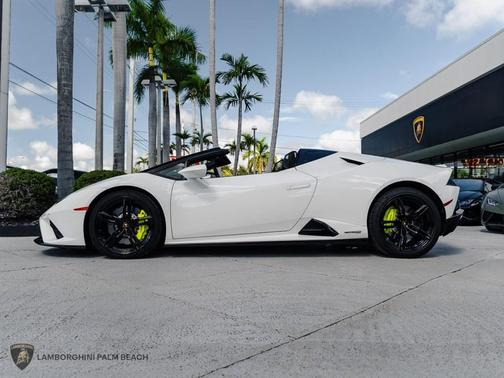 2020 Lamborghini Huracan EVO RWD Spyder