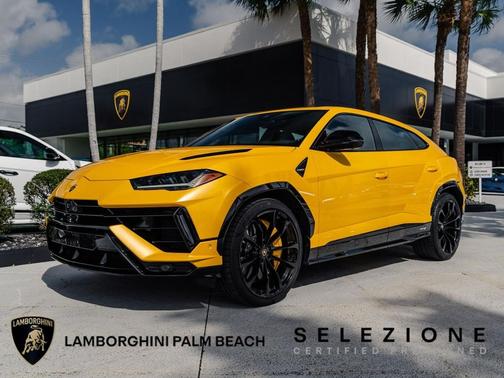 YELLOW 2023 Lamborghini Urus S