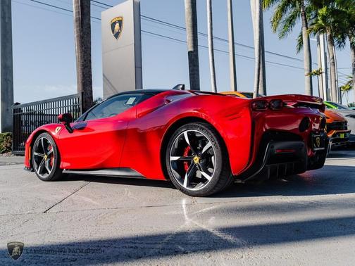 2022 Ferrari SF90 Stradale 