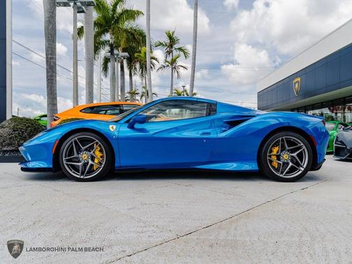 2023 Ferrari F8 Spider 