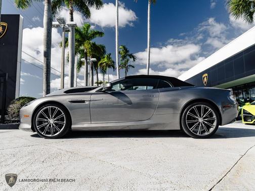 2015 Aston Martin DB9 Volante