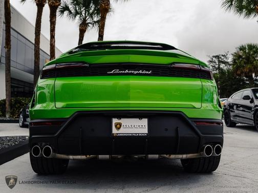 2025 Lamborghini Urus SE