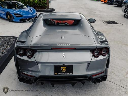 2021 Ferrari 812 GTS