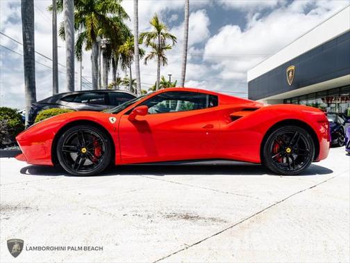 2017 Ferrari 488 Spider Base