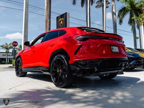 2021 Lamborghini Urus