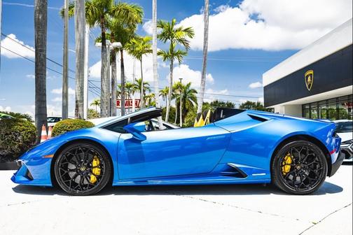BLU_ELEOS 2023 Lamborghini Huracan EVO Spyder
