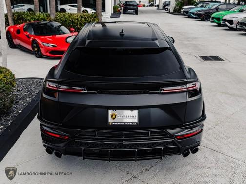 2024 Lamborghini Urus S