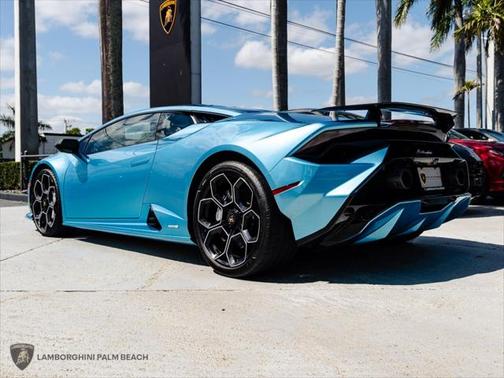 2023 Lamborghini Huracan Tecnica Coupe