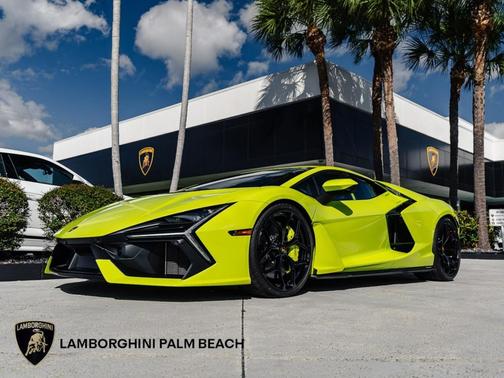 2024 Lamborghini Revuelto 