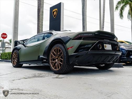 2024 Lamborghini Huracan Sterrato