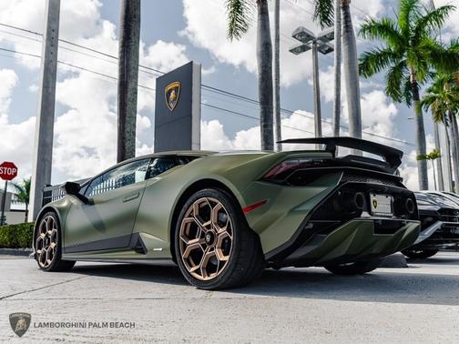 2023 Lamborghini Huracan Tecnica Coupe
