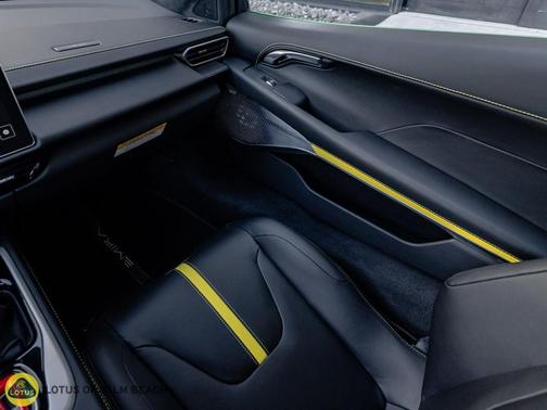 2026 Lotus Emira V6 SE