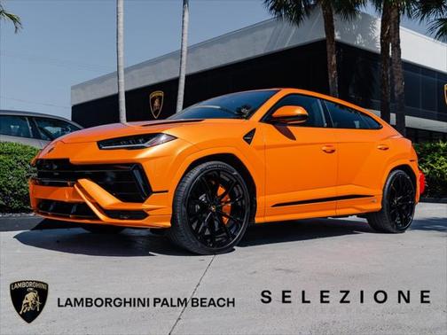 2023 Lamborghini Urus S