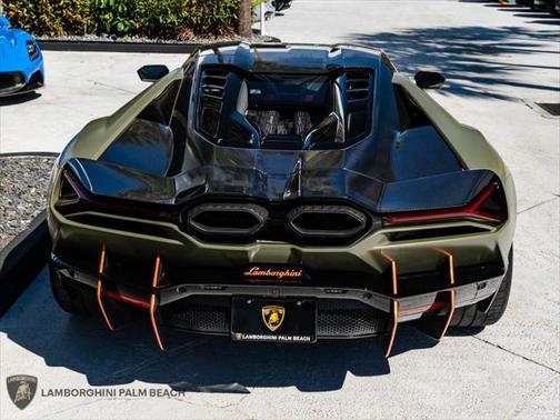 2024 Lamborghini Revuelto