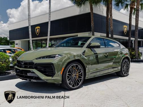 Verde Turbine Lucido Metallic 2025 Lamborghini Urus SE