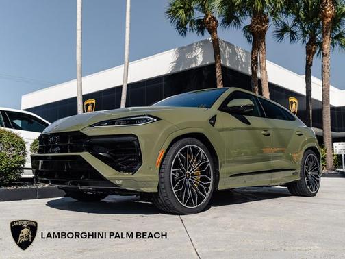 Verde Turbine Lucido Metallic 2025 Lamborghini Urus SE