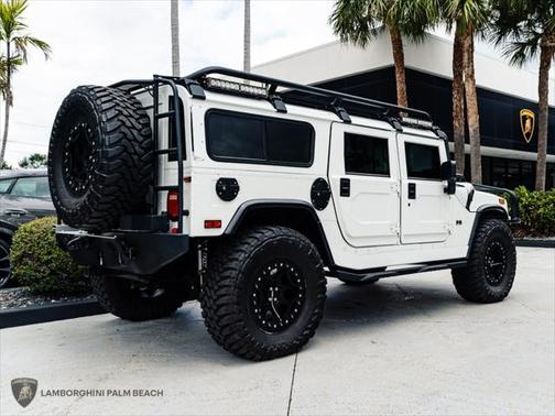 2006 Hummer H1 Alpha Enclosed
