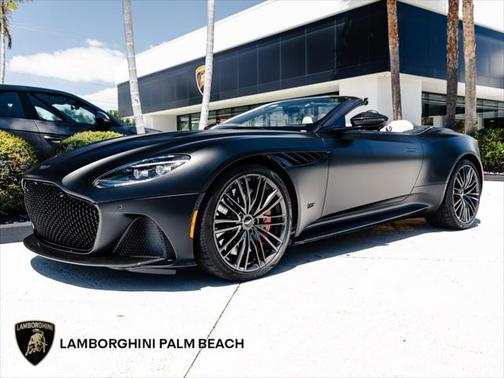 2023 Aston Martin DBS Volante