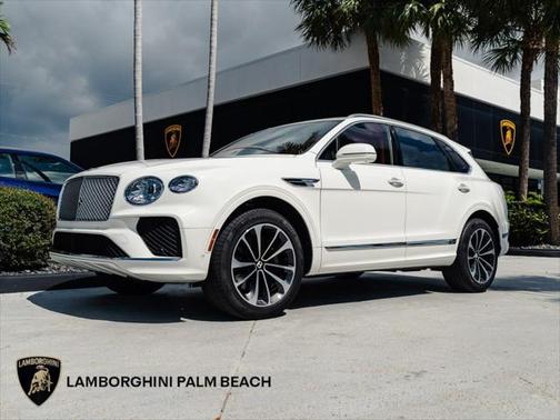 2023 Bentley Bentayga V8