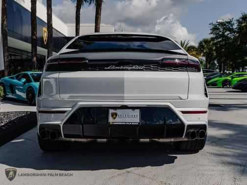 WHITE 2025 Lamborghini Urus SE