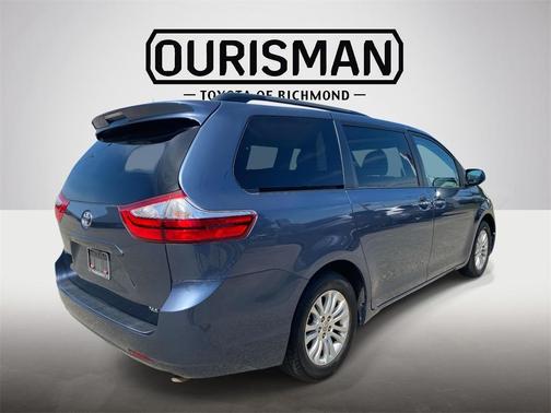 2015 Toyota Sienna XLE