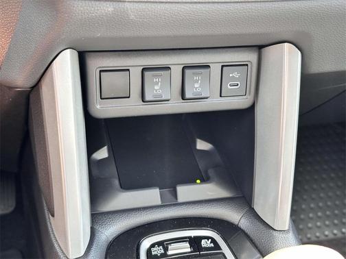 2025 Toyota Corolla Cross Hybrid XSE