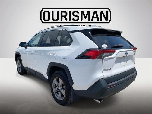 2022 Toyota RAV4 Hybrid XLE