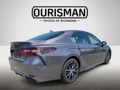 2023 Toyota Camry Hybrid SE