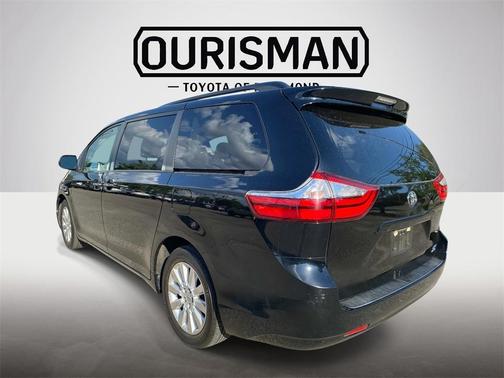 2015 Toyota Sienna XLE