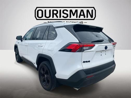 2021 Toyota RAV4 Hybrid XLE