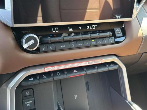 2025 Toyota Tundra Hybrid 1794 Edition