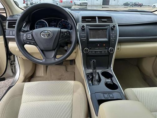 2015 Toyota Camry Hybrid LE