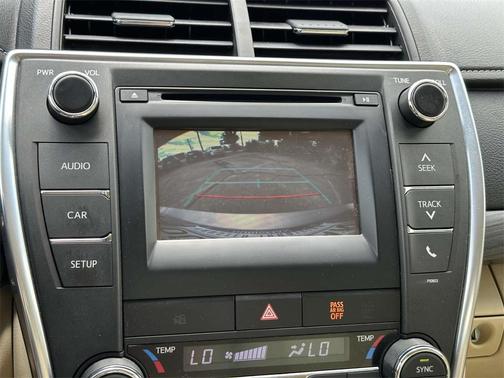 2015 Toyota Camry Hybrid LE