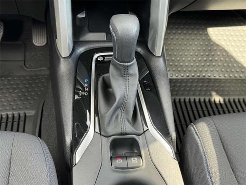 2025 Toyota Corolla Cross Hybrid SE