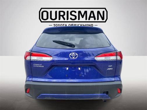 2025 Toyota Corolla Cross LE