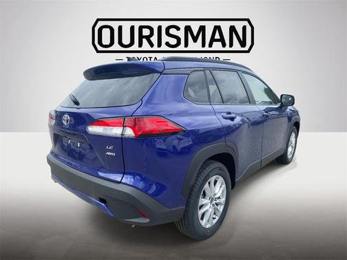 2025 Toyota Corolla Cross LE