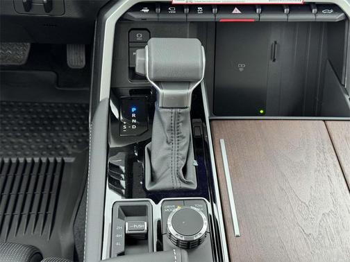 2025 Toyota Tundra Hybrid Capstone