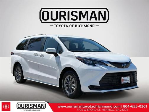 2024 Toyota Sienna LE