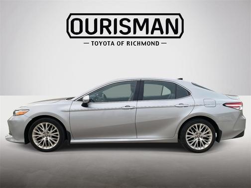 2020 Toyota Camry XLE