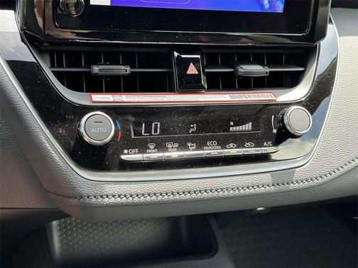 2025 Toyota Corolla Hybrid SE