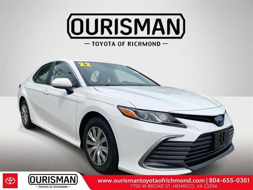 2022 Toyota Camry Hybrid LE