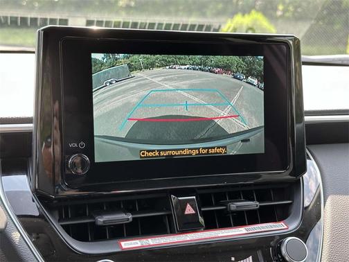 2025 Toyota Corolla Cross LE