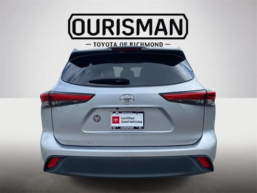 2021 Toyota Highlander LE