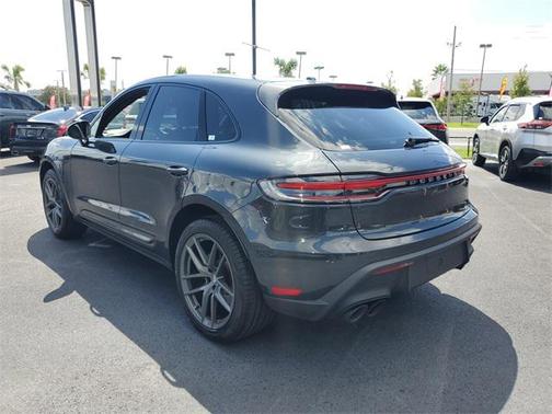 2024 Porsche Macan T
