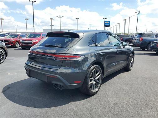 2024 Porsche Macan T